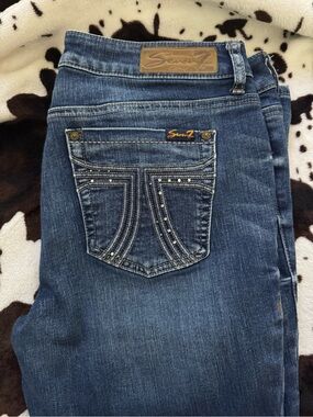 Seven7 Women's Medium Blue Boot Cut Jeans with Studded Pocket